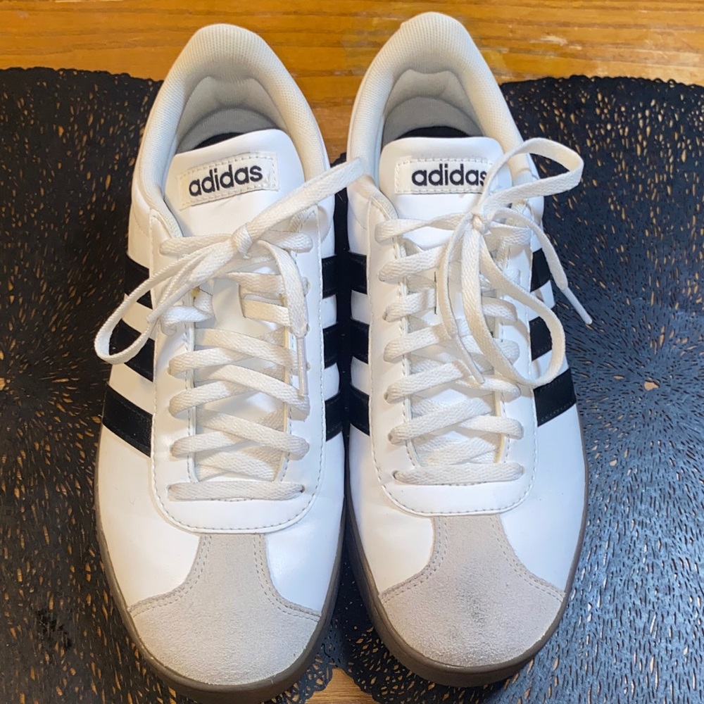 Adidas Men's White and Black Classic Sneakers
